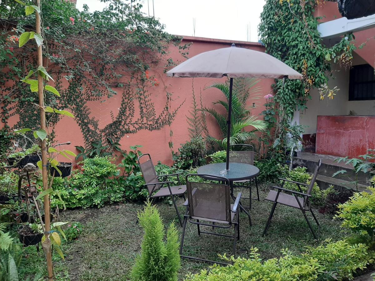 Hotel Antigua House Экстерьер фото